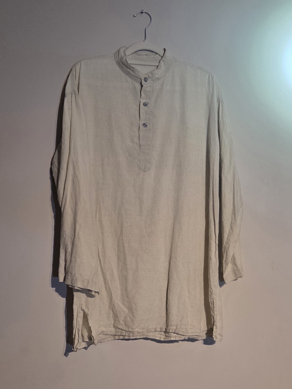 Lightweight Linen Shirt With Buttons